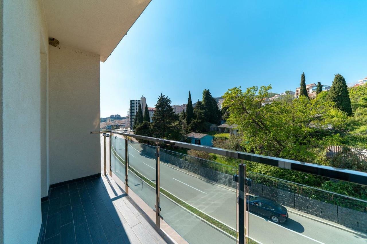 Apartments Crystall Будва Екстериор снимка