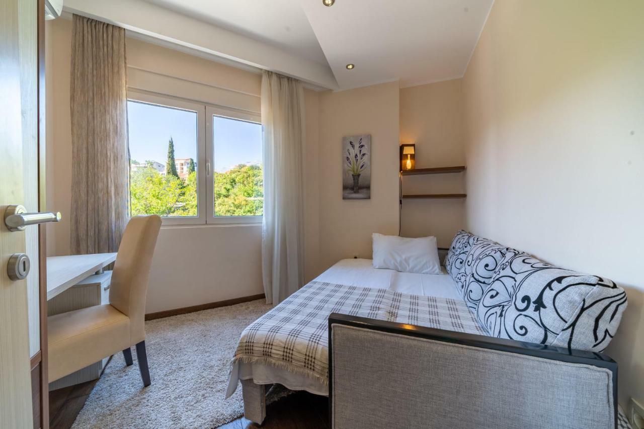 Apartments Crystall Будва Екстериор снимка