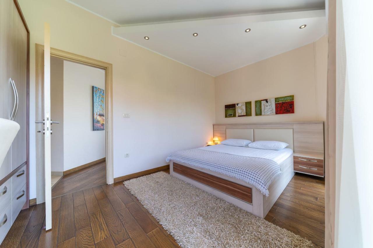 Apartments Crystall Будва Екстериор снимка
